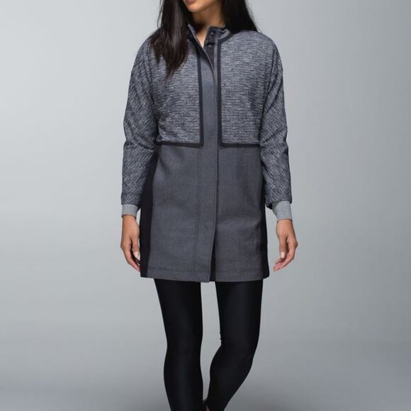 lululemon athletica Jackets & Blazers - Lululemon Cocoon black car coat size XS